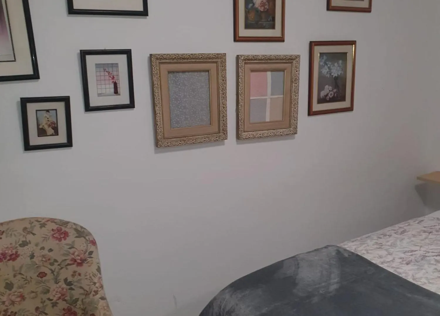ברצלונה Studio Or Rooms With Private Bathroom Or Rooms With Shared Bathroom