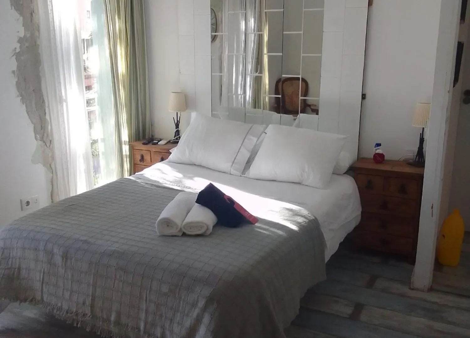 Studio Or Rooms With Private Bathroom Or Rooms With Shared Bathroom Barcelona
