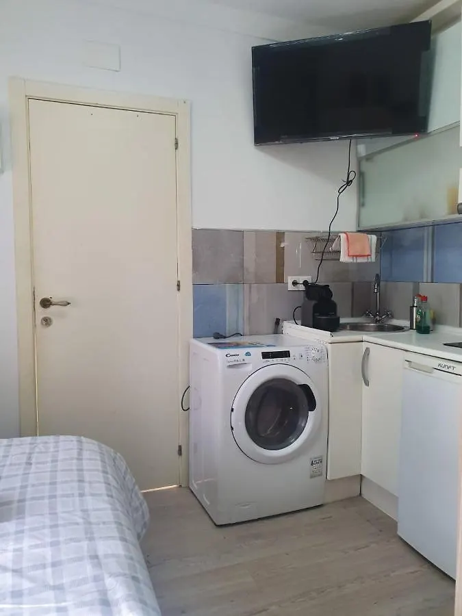 Apartment Studio Or Rooms With Private Bathroom Or Rooms With Shared Bathroom Barcelona