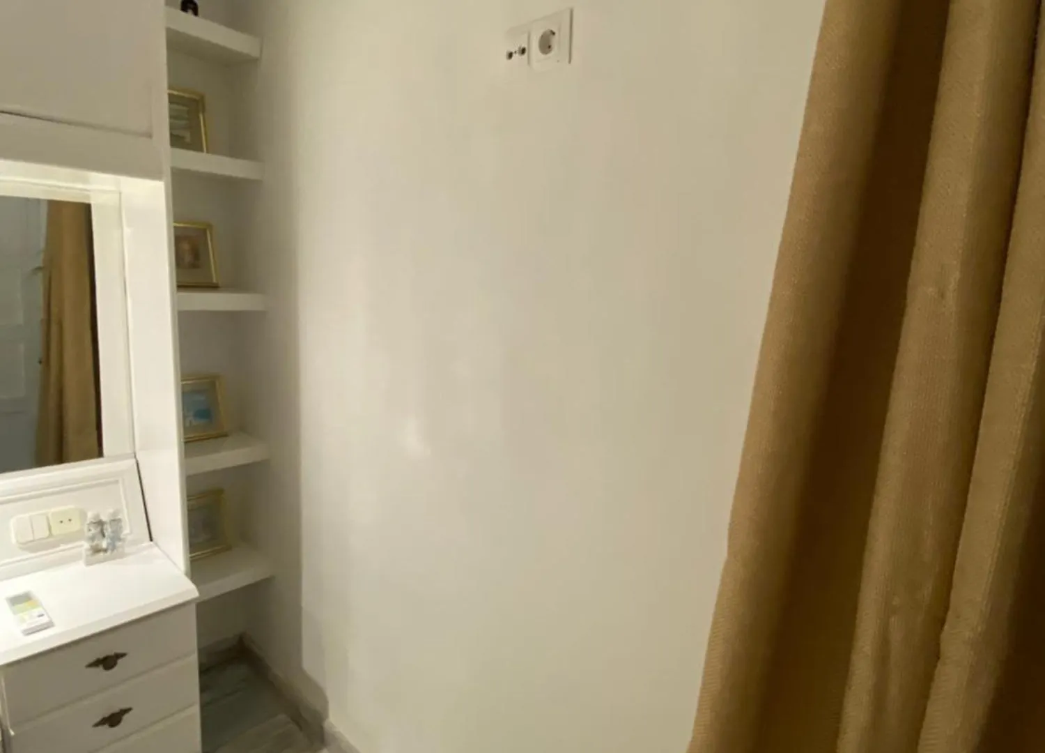 Studio Or Rooms With Private Bathroom Or Rooms With Shared Bathroom Barcelona