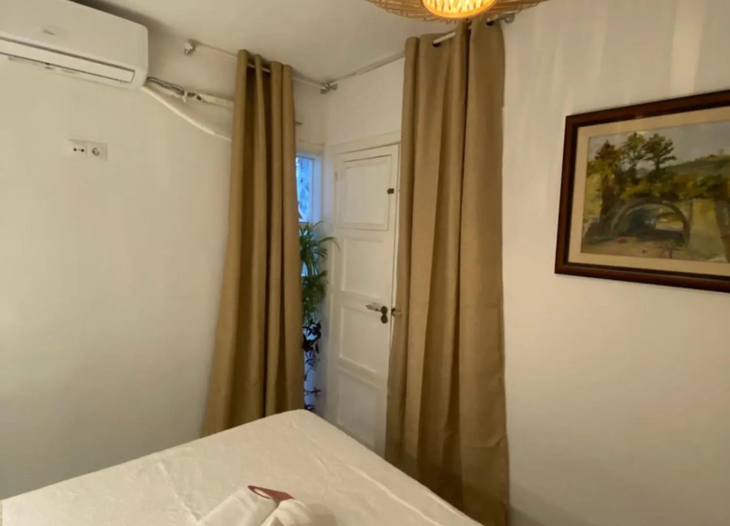 Studio Or Rooms With Private Bathroom Or Rooms With Shared Bathroom Barcelona Apartment