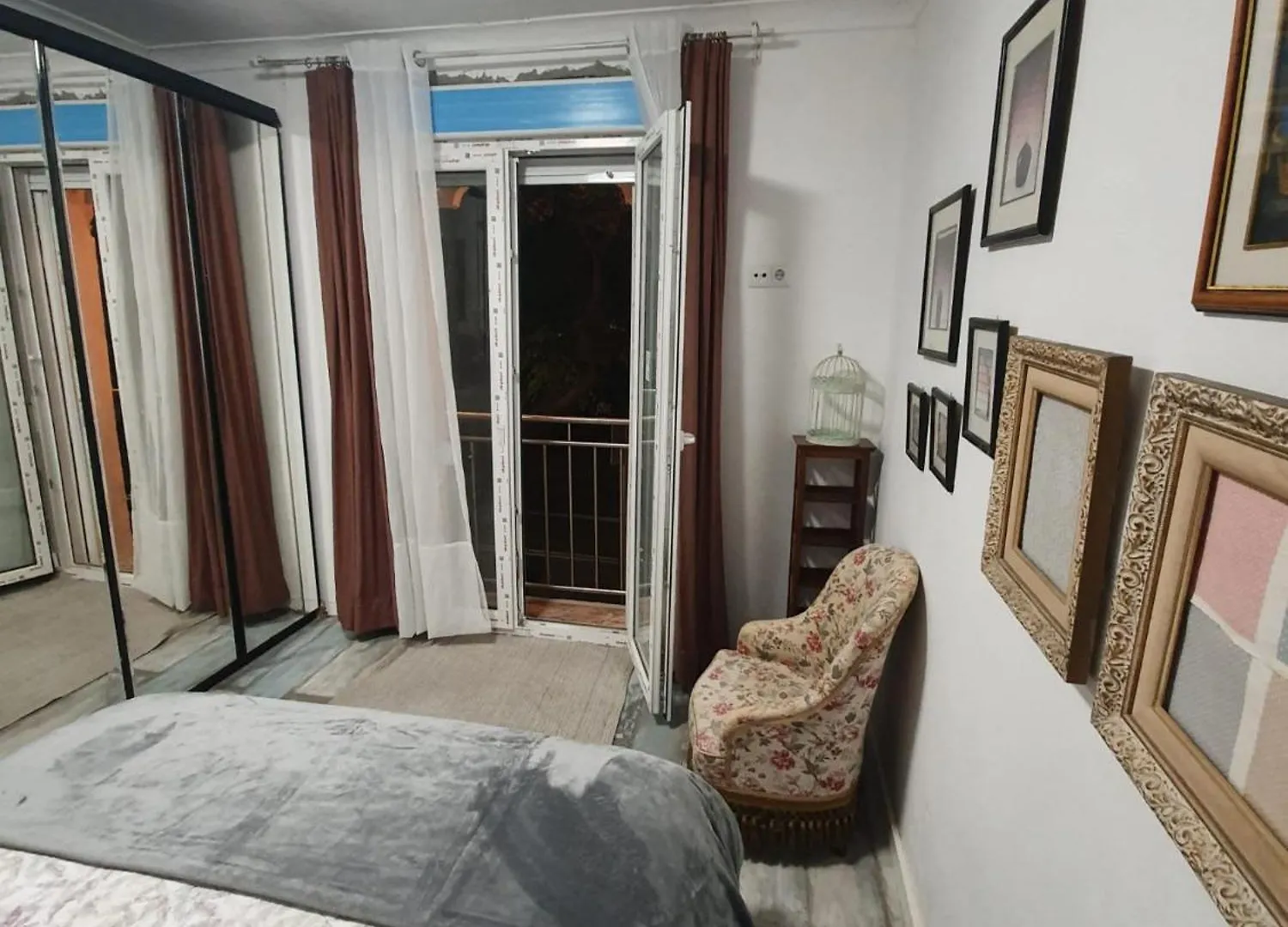 Studio Or Rooms With Private Bathroom Or Rooms With Shared Bathroom Barcelona